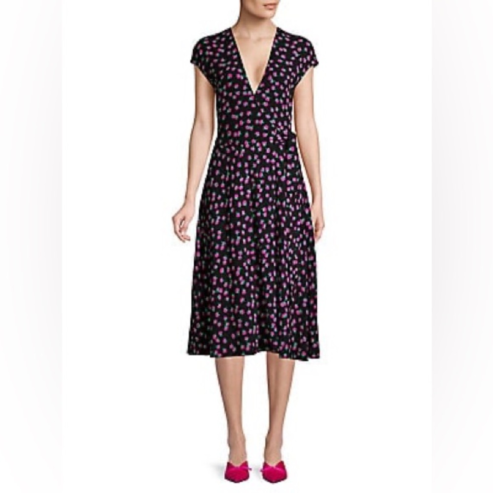 💥HP💥Diane von Furstenberg “Goldie” Wrap Dress – US 2 – Swirling Berries - Picture 2 of 8